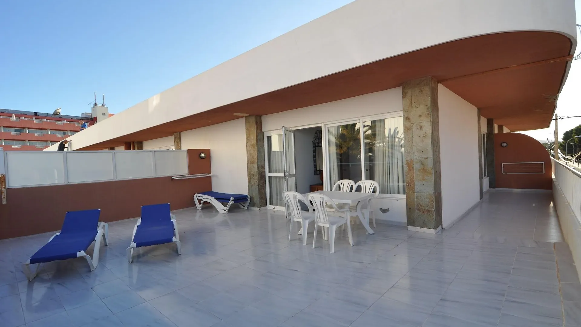 Cel Blau Apartments Es Cana