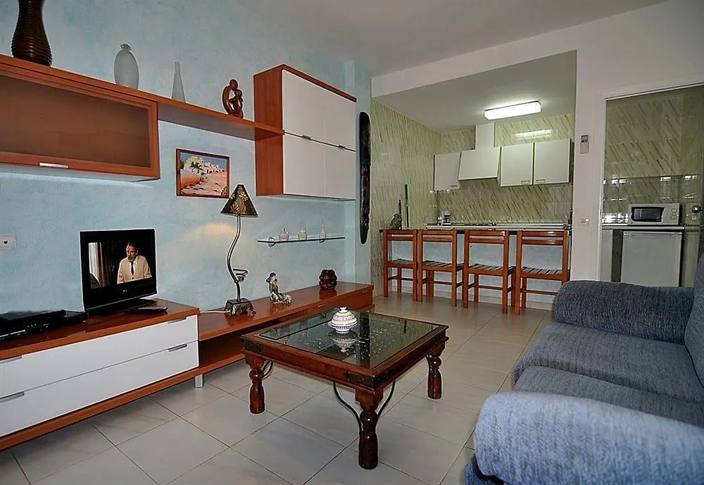 Cel Blau Apartments Es Cana إسبانيا